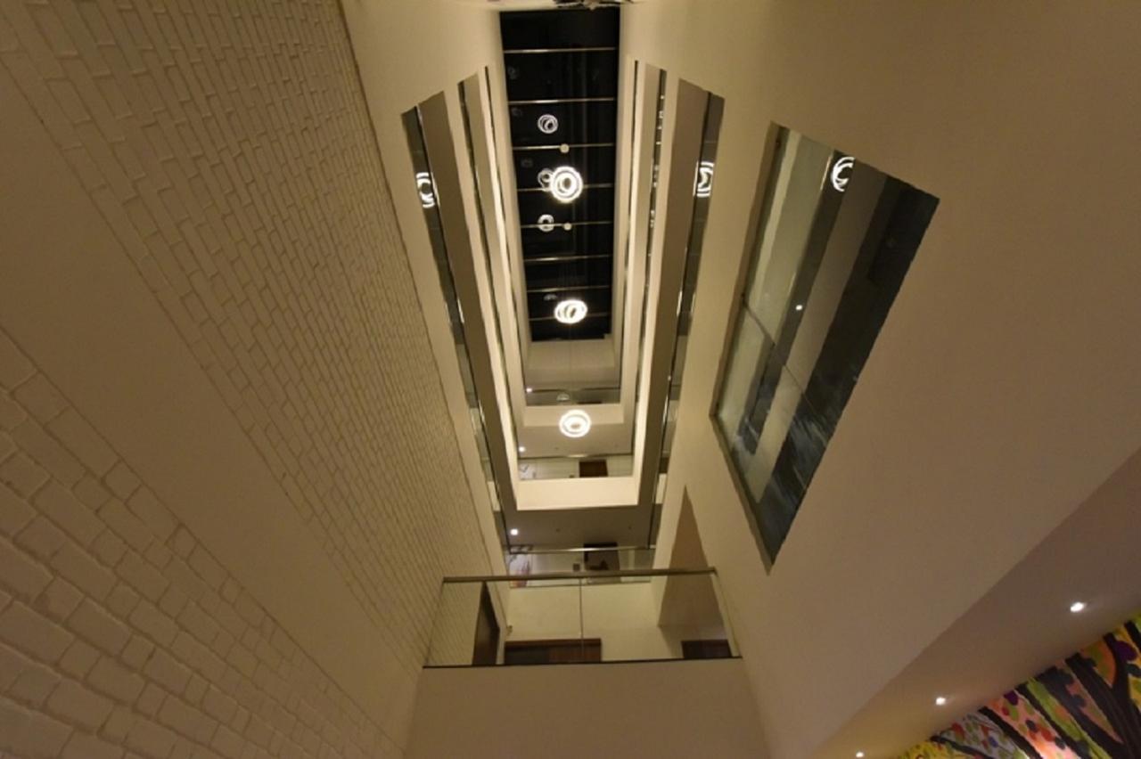 Vivid A Boutique Hotel Tiruchirappalli Exterior foto