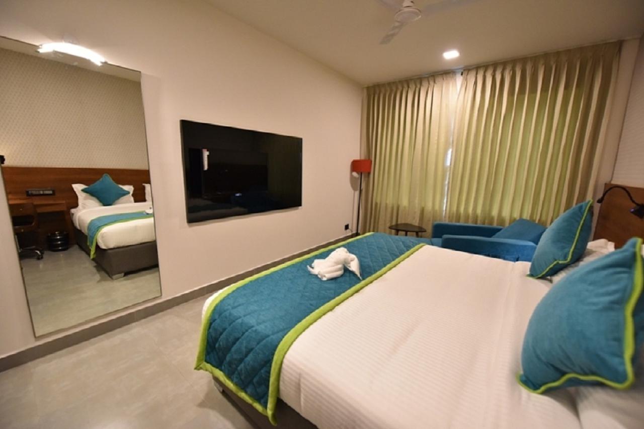 Vivid A Boutique Hotel Tiruchirappalli Exterior foto